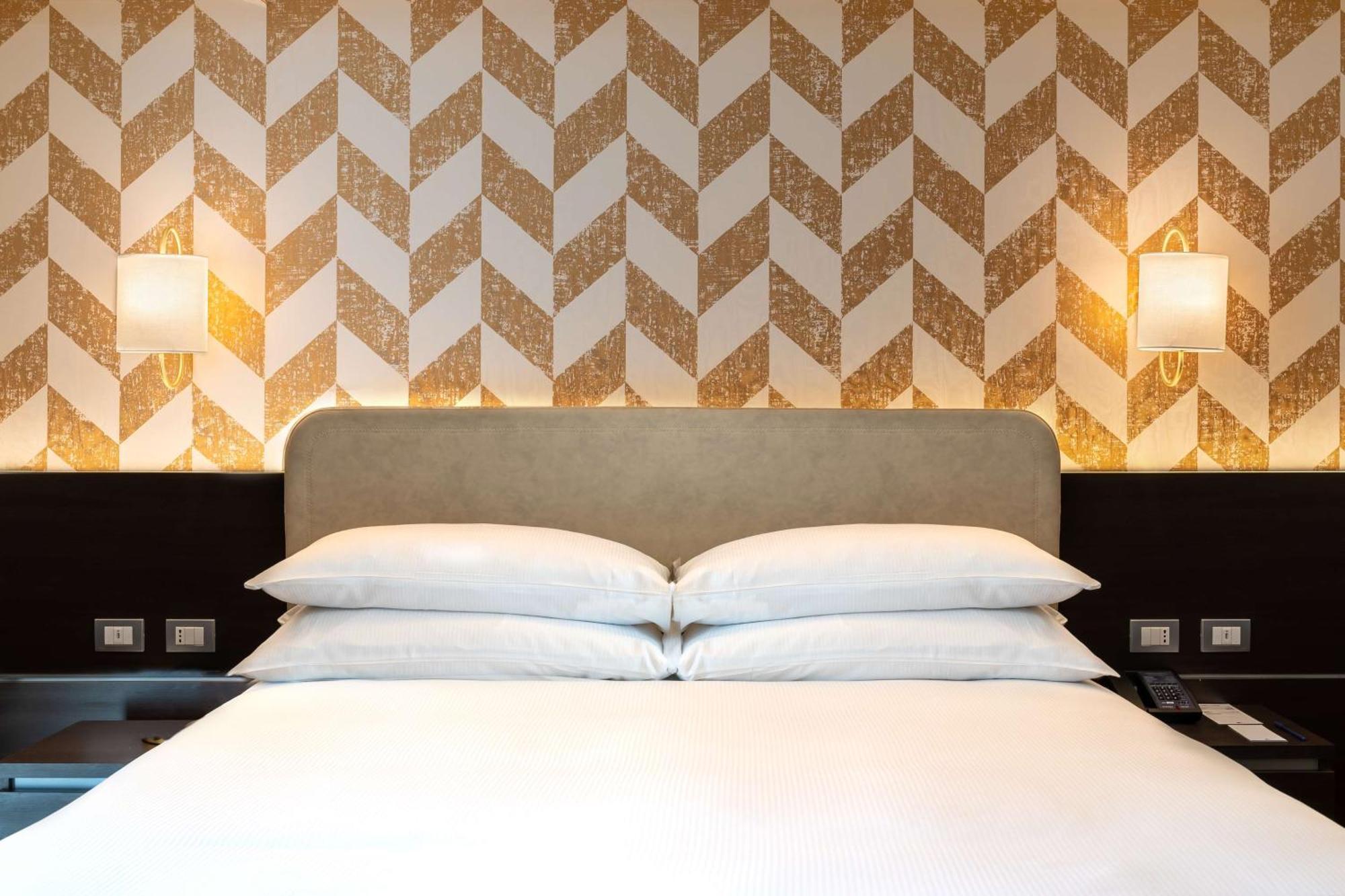 Hotel Doubletree By Hilton Milan Malpensa Solbiate Olona Exteriér fotografie