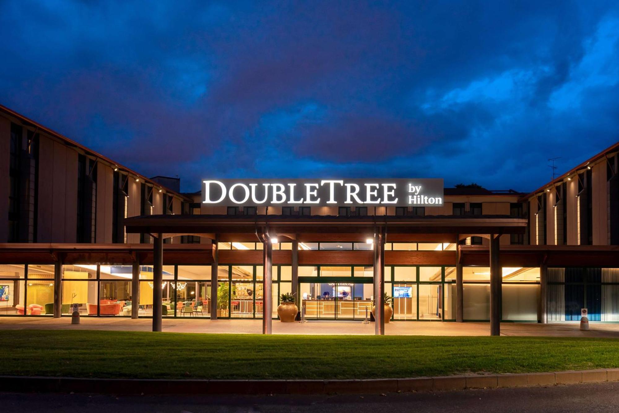 Hotel Doubletree By Hilton Milan Malpensa Solbiate Olona Exteriér fotografie